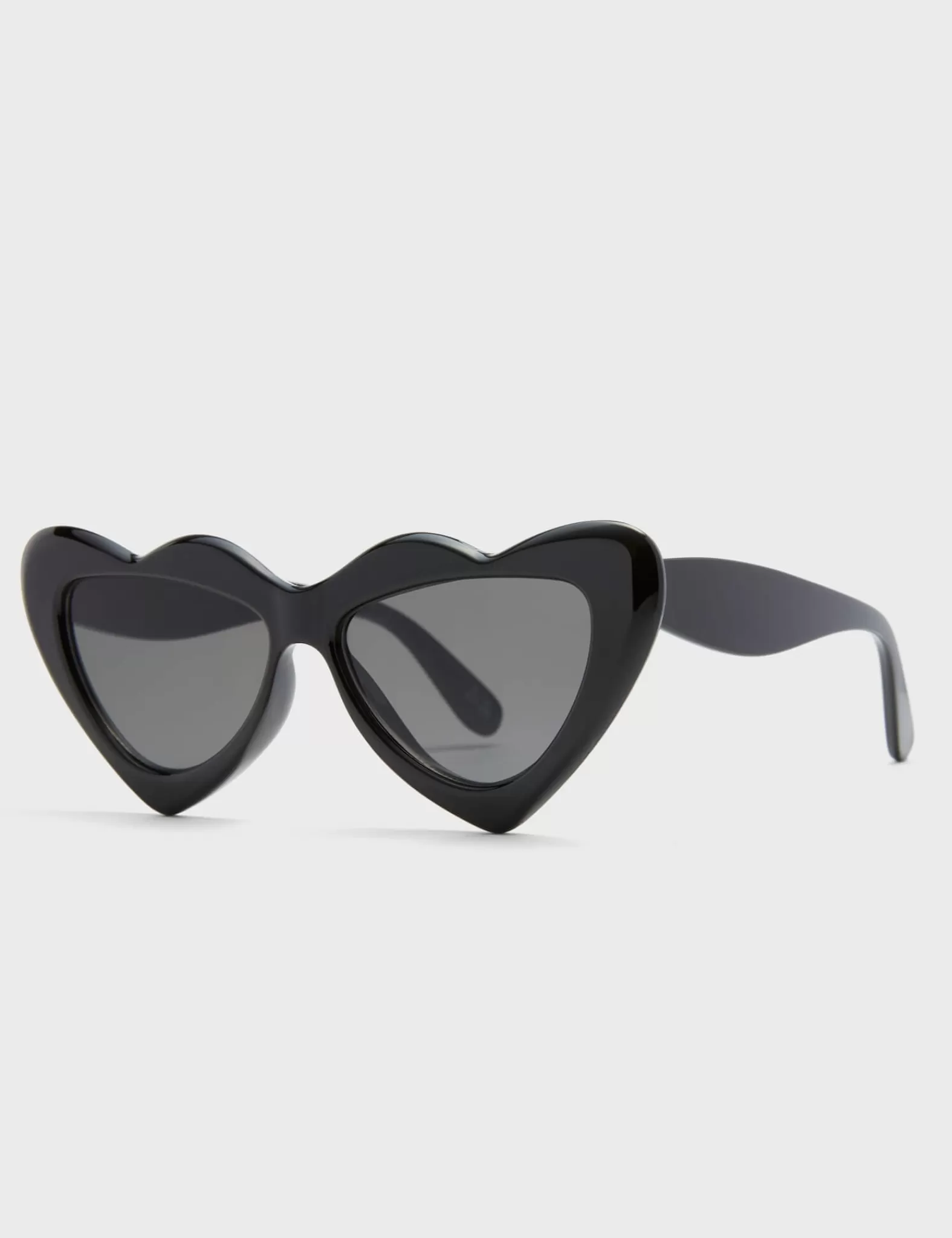 Heart Stopper Cateye Sunglasses^Lamoda Flash Sale