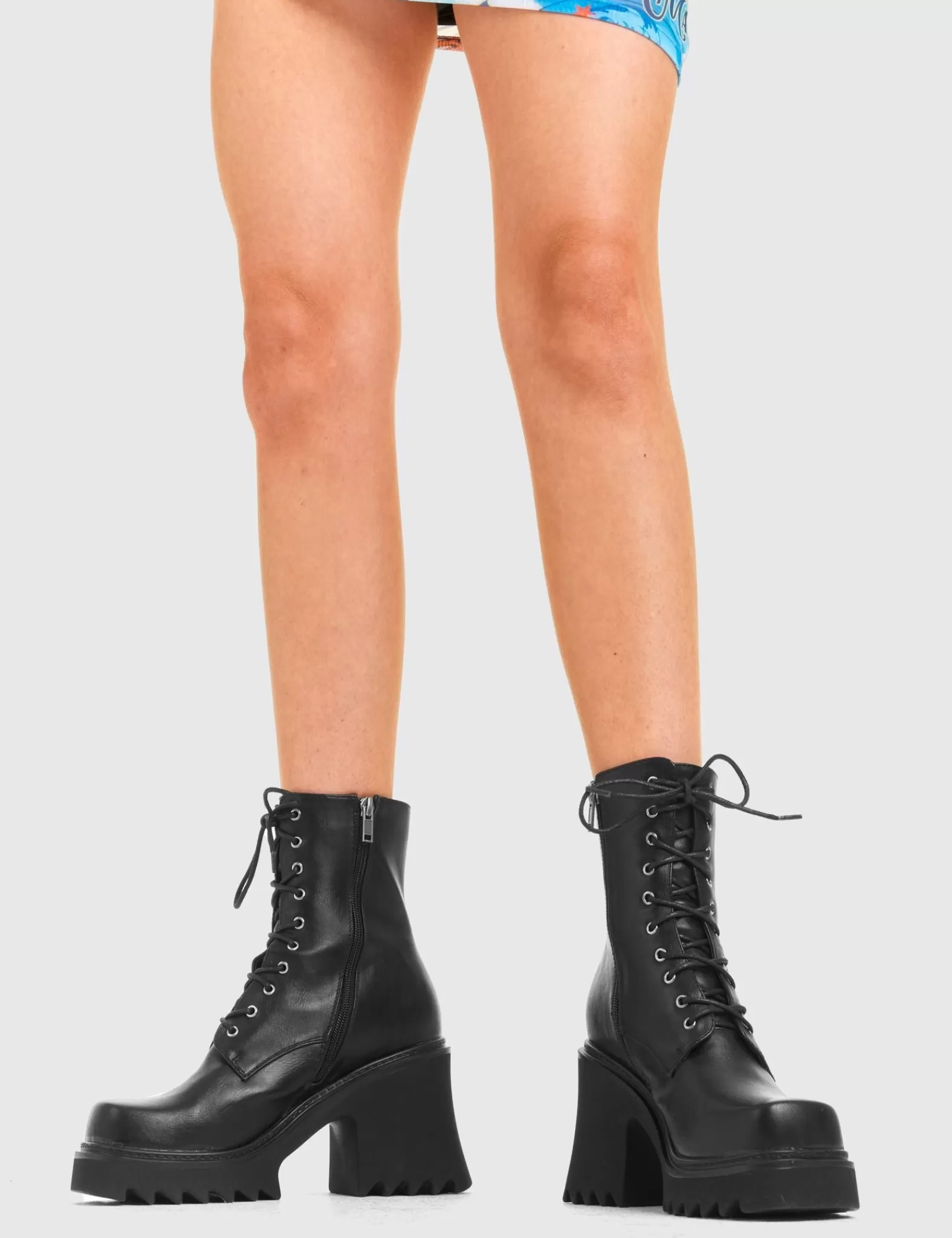 In Opposition Chunky Platform Ankle Boots^Lamoda New