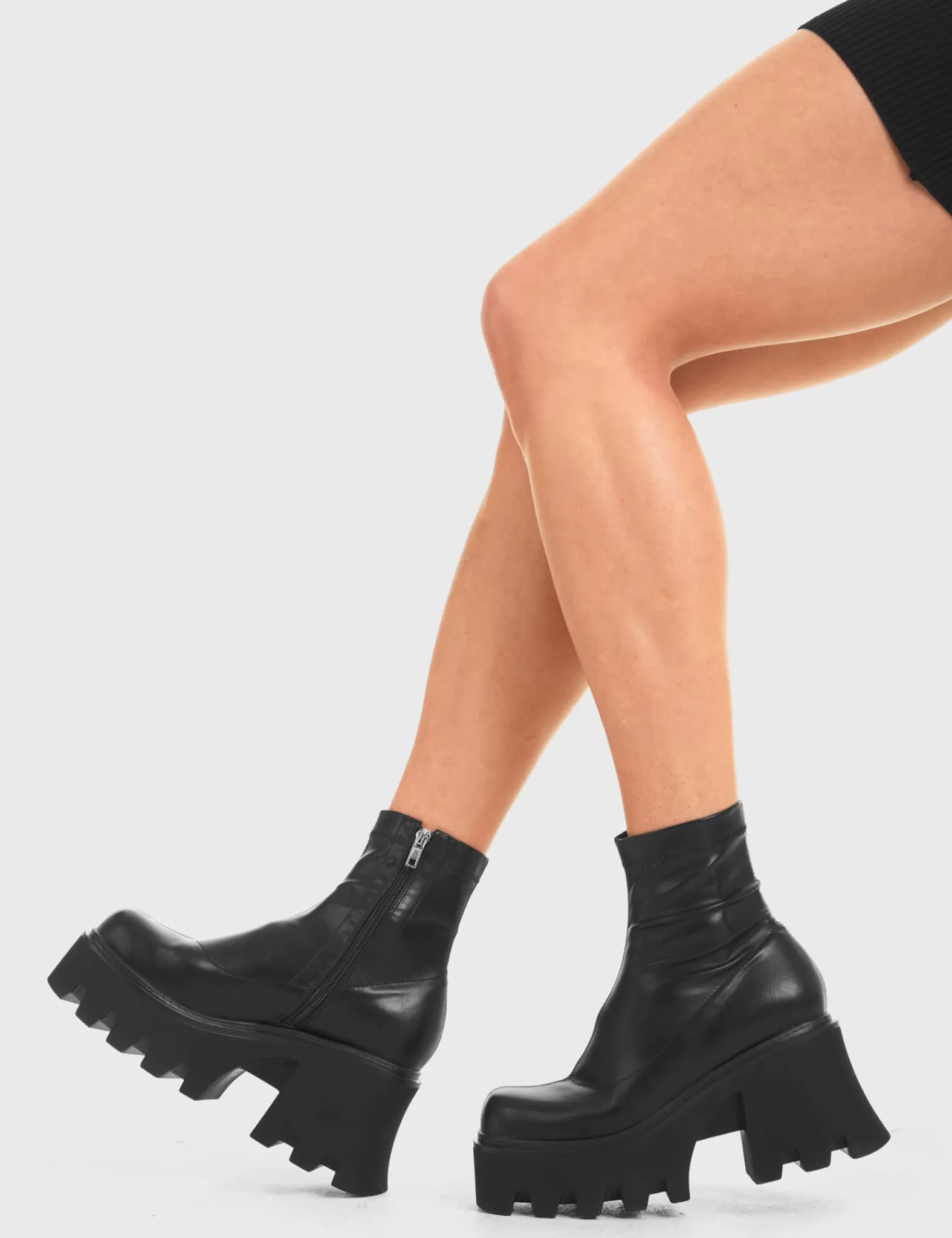 Notorious Chunky Platform Ankle Boots^Lamoda Outlet