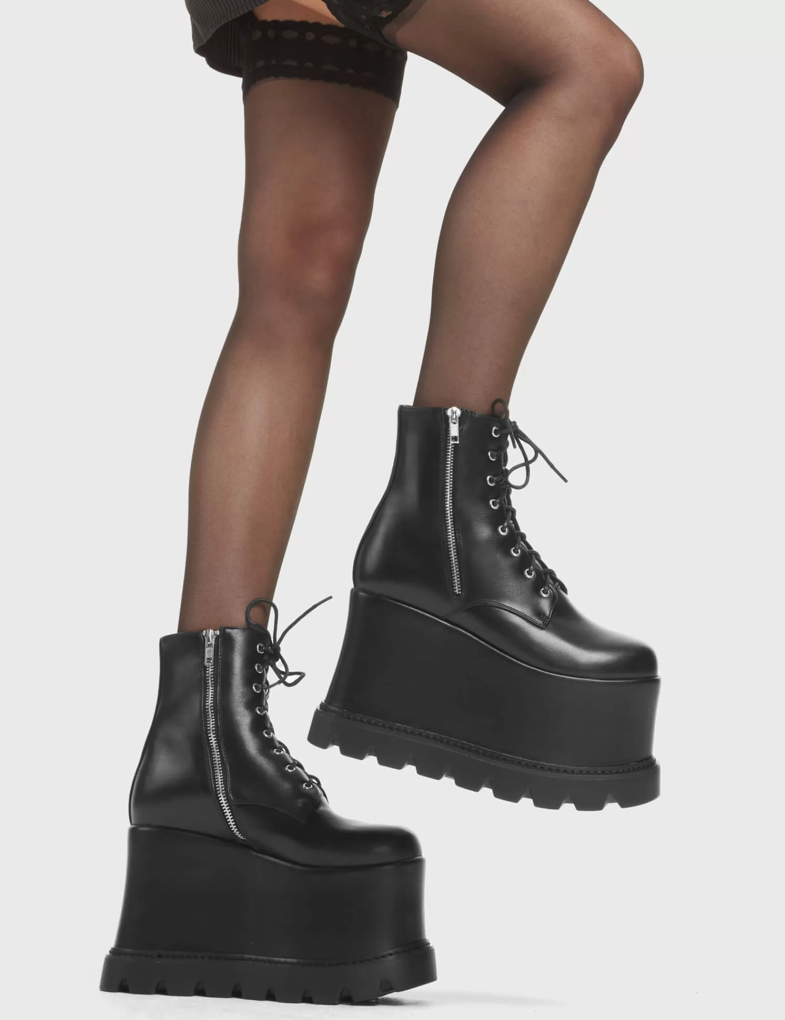 Up In Arms Chunky Platform Ankle Boots^Lamoda Online